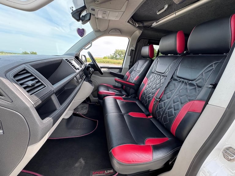 2018 VOLKSWAGEN TRANSPORTER T6 SPORTLINE 204BHP DSG. POP TOP. SOLAR.NO VAT