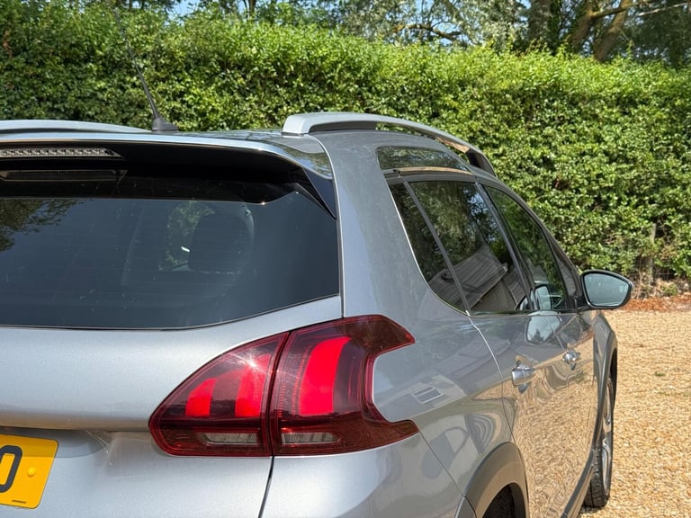 2019 Peugeot 2008 1.5 BlueHDi 100 Allure 5dr [5 Speed] HATCHBACK DIESEL Manual