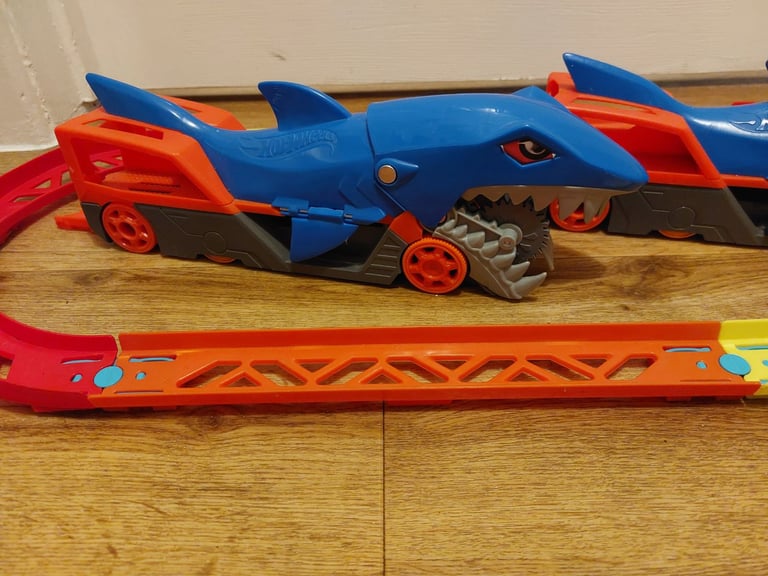 image for Hotwheels shark chomper and track