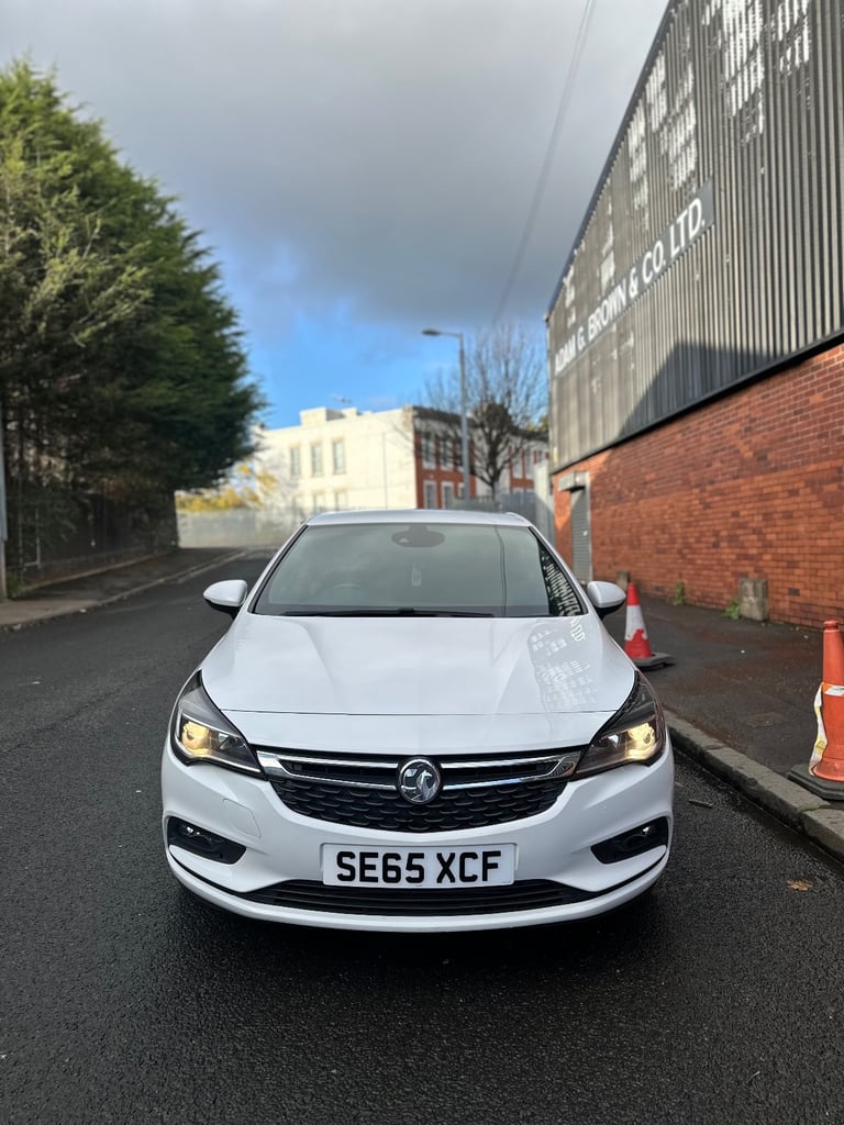 Vauxhall, ASTRA, Hatchback, 2016, Manual, 1598 (cc), 5 doors