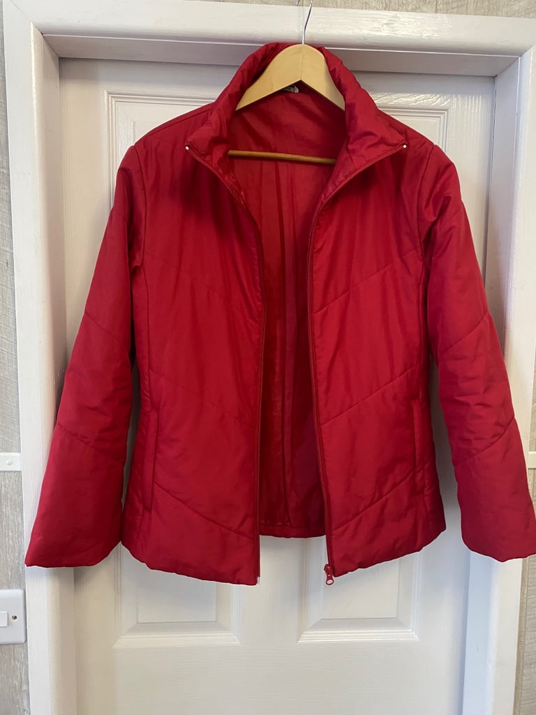 Lovely red coat in size 12 in great condition from George.