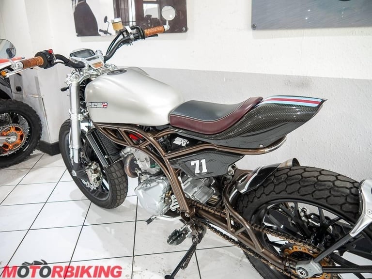 2019 (19) CCM Spitfire Flat Tracker - FSH & Brembo performance upgrade!!