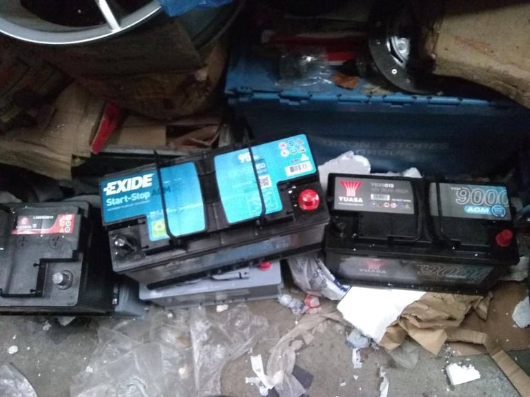 VAN AND CAR BATTERIES BATTERY AT LAST YEARS PRICES 3 YEARS GUARANTEE