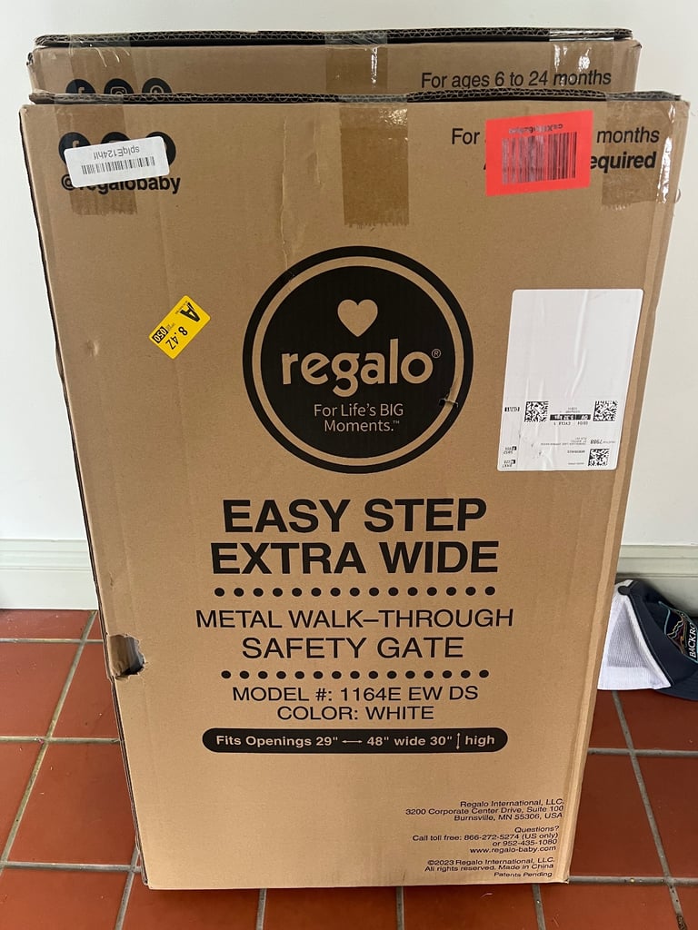 image for Regalo Baby Gates- Extra wide
