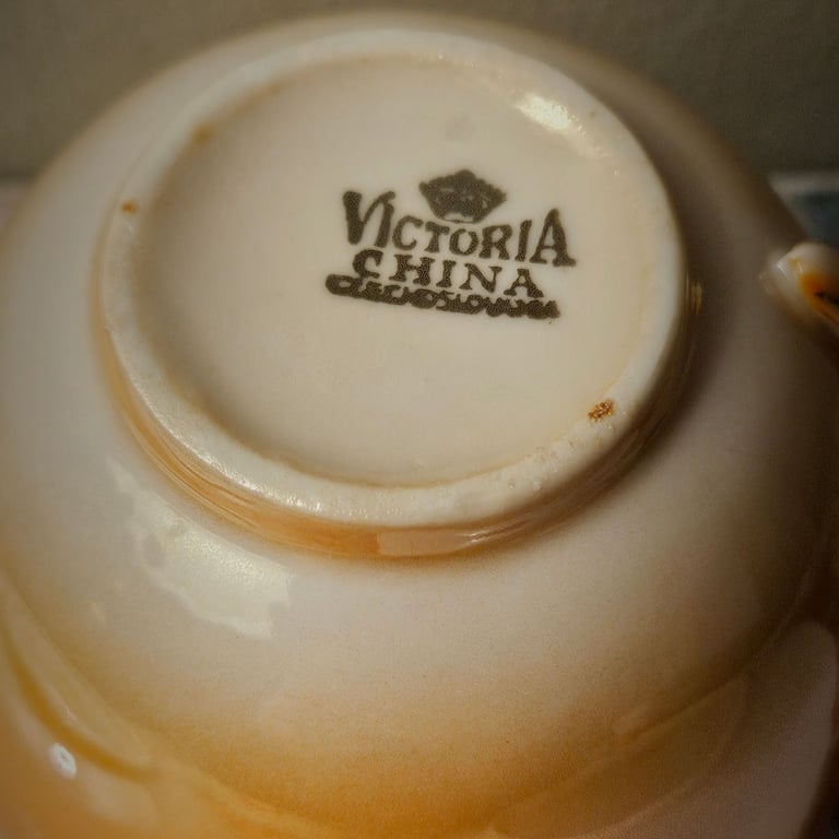 Vintage "Victoria China" Lustre Orange Tea Cups, Saucers & Cake Plates - Set of 5