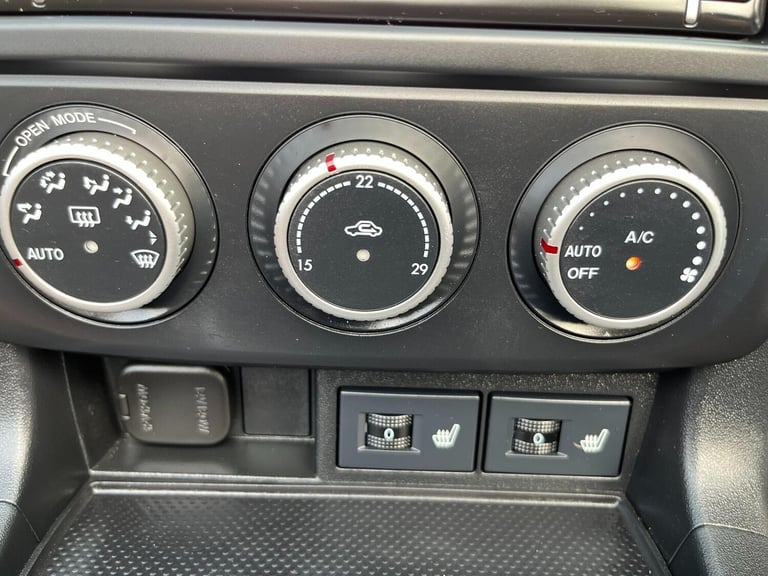 2013 Mazda MX-5 1.8i Venture Euro 5 2dr CONVERTIBLE Petrol Manual
