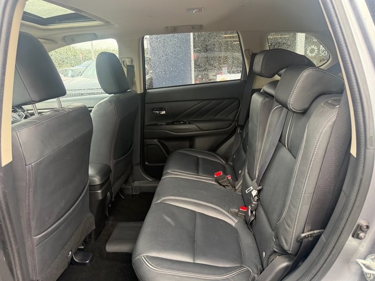 2018 Mitsubishi Outlander 2.0h 12kWh 4h SUV 5dr Petrol Plug-in Hybrid CVT 4WD Euro 6 (s/s) (200 p...