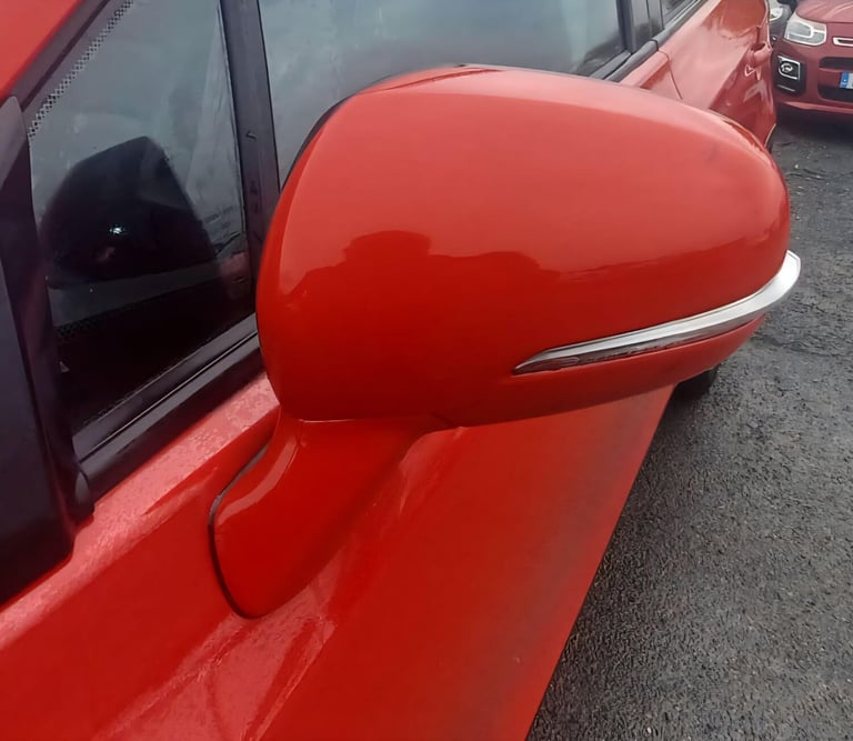 2013 Suzuki SX4 S-Cross 1.6 DDiS SZ5 ALLGRIP Euro 5 (s/s) 5dr HATCHBACK Diesel Manual