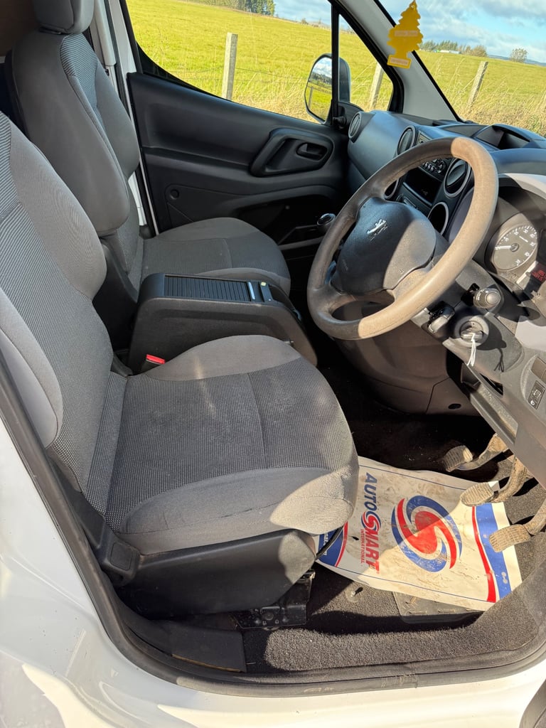 Peugeot, PARTNER, Panel Van, 2011, Manual, 1560 (cc)