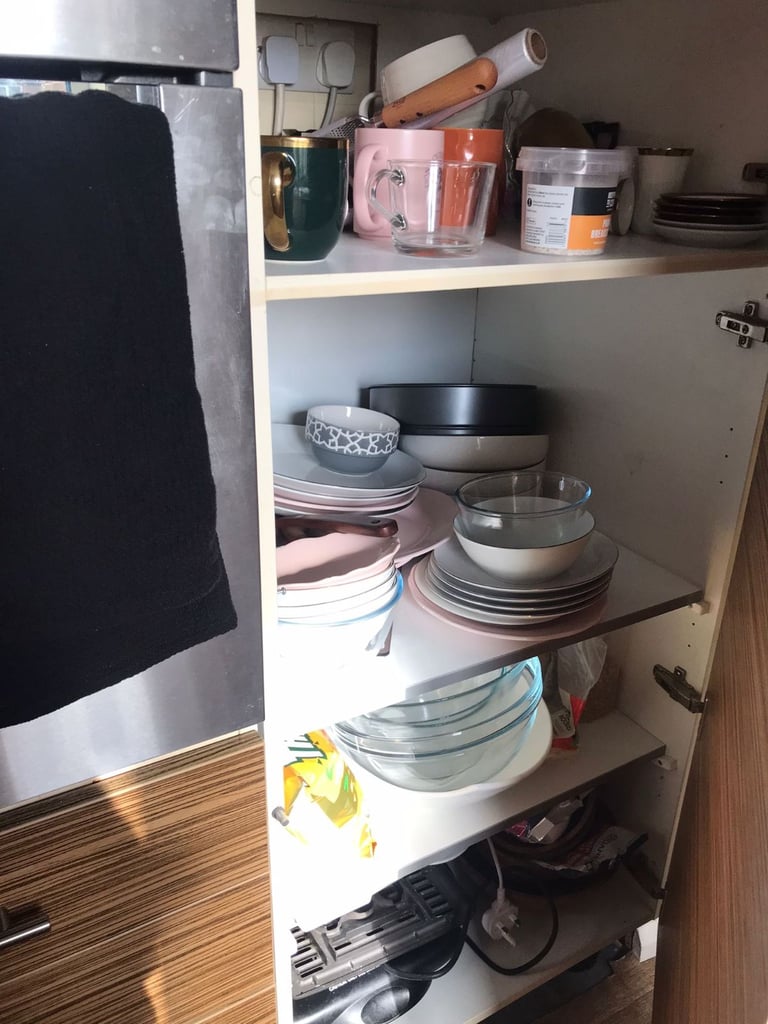 FREE Used Fitted Kitchen – Modern Style –