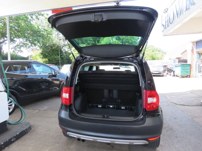 2012 Skoda Yeti 1.8 TSI SE Plus 4WD Euro 5 5dr HATCHBACK Petrol Manual