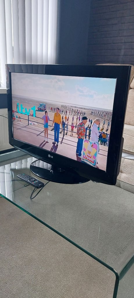 32 inch LG Freeview Tv