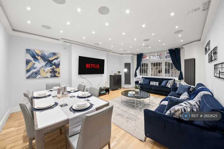 image for 4 bedroom flat in Hyde Park Mansions, London, NW1 (4 bed) (#2612625)