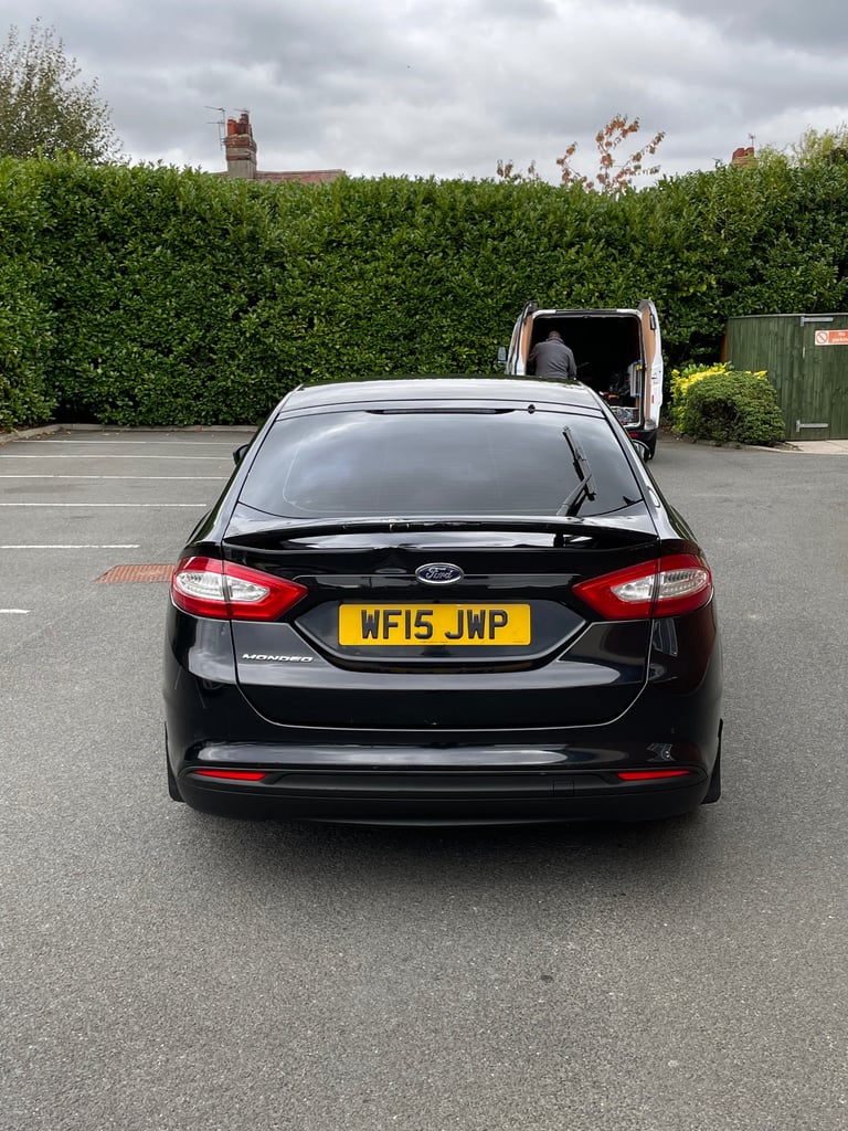 Ford, MONDEO, Hatchback, 2015, Manual, 1560 (cc), 5 doors