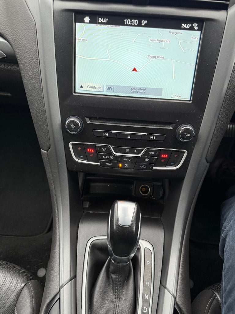 2019 Ford Mondeo 2.0 TDCI TITANIUM / 180 BHP AUTOMATIC *** LOW MILES 