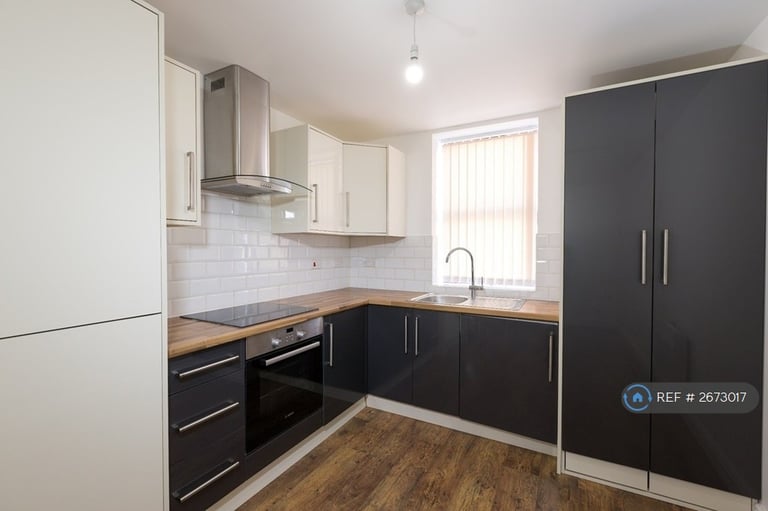 1 bedroom flat in Lincoln Road, Peterborough, PE1 (1 bed) (#2673017)