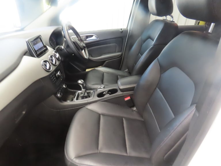 2012 Mercedes-Benz B Class B180 BlueEFFICIENCY Sport 5dr Petrol