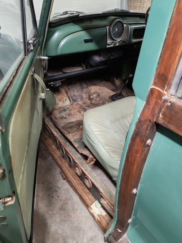​1967 Morris Minor Traveller Project - Low Mileage, Ready for Restoration