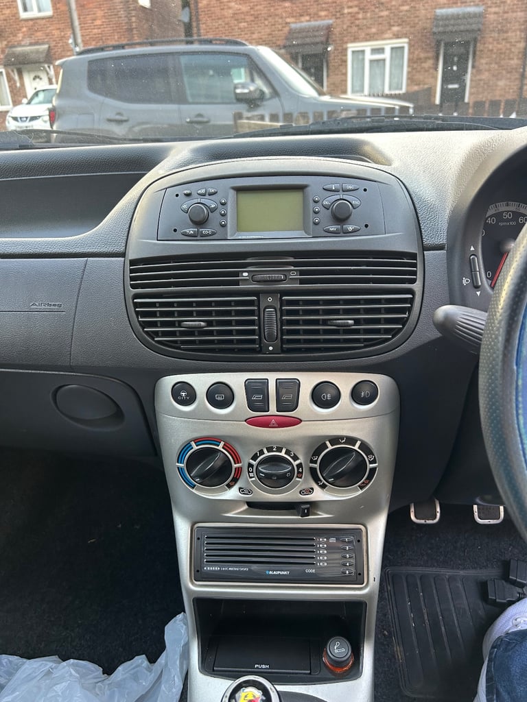 Fiat, PUNTO, Hatchback, 2002, Manual, 1747 (cc), 3 doors