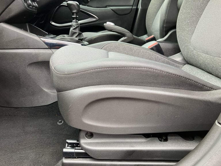 2022 Vauxhall Crossland ELITE EDITION HATCHBACK Petrol Manual