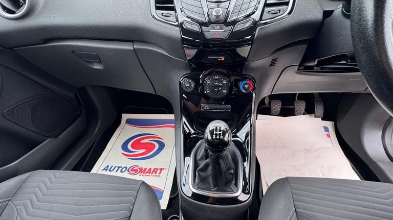 FORD FIESTA 1.0 T EcoBoost Zetec 2015