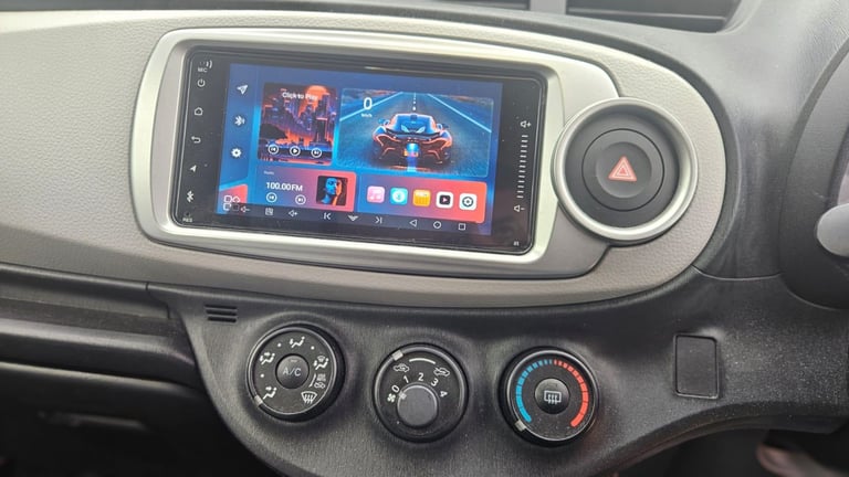 2012 Toyota yaris automatic 1.3 petrol