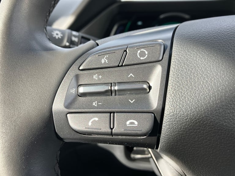 2022 Hyundai IONIQ 1.6 GDi Hybrid Premium 5dr DCT Hatchback PETROL/ELECTRIC Automatic