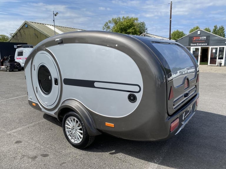 2022 LION CARAVANS CUB TEARDROP MICRO CARAVAN POD