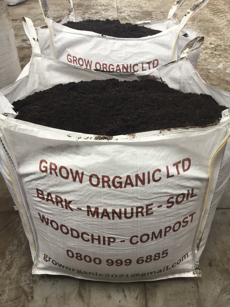 Bulk bags of topsoil-BS3882 certified- screened to 20 mm FREE DELIVERY 