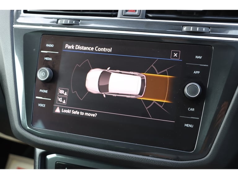2021 Volkswagen Tiguan TSI R-Line SUV Petrol Automatic