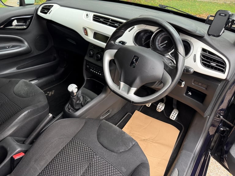 2015 Citroen DS3 1.2 PureTech DSign Ice 3dr HATCHBACK Petrol Manual