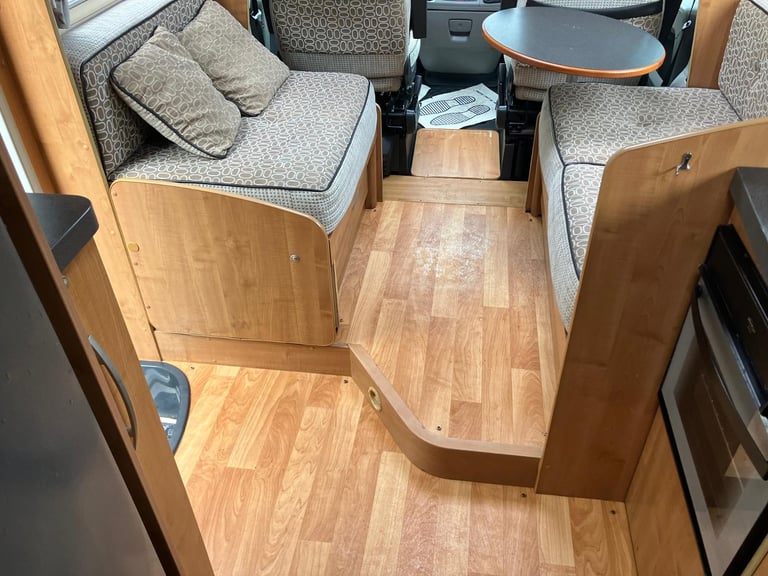 Autotrail XL 670B Fixed Bed 2010 Fiat Ducato 4 Berth 