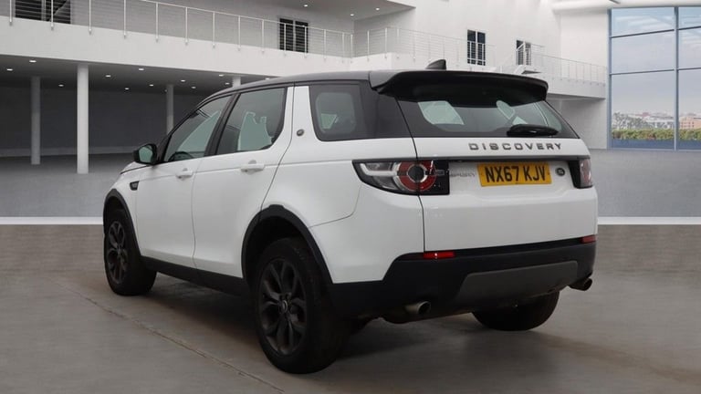 2017 Land Rover Discovery Sport 2.0 TD4 180 SE Tech 5dr Auto ESTATE DIESEL Automatic