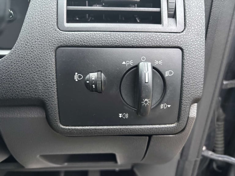 2008 Ford C-Max 2.0 C-Max Zetec Auto 5dr MPV Petrol Automatic