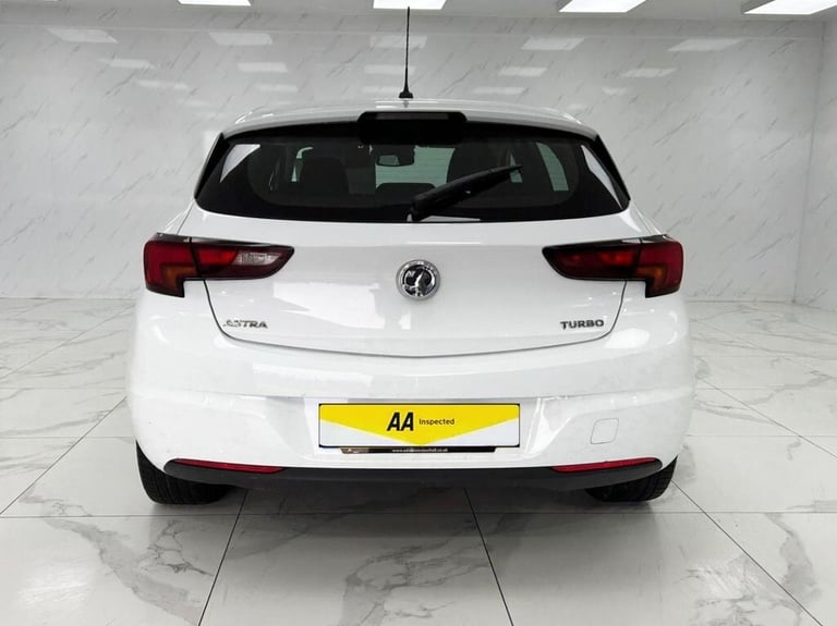2018 Vauxhall Astra 1.4i Turbo SRi Hatchback 5dr Petrol Manual Euro 6 (150 ps) Hatchback Petrol M...