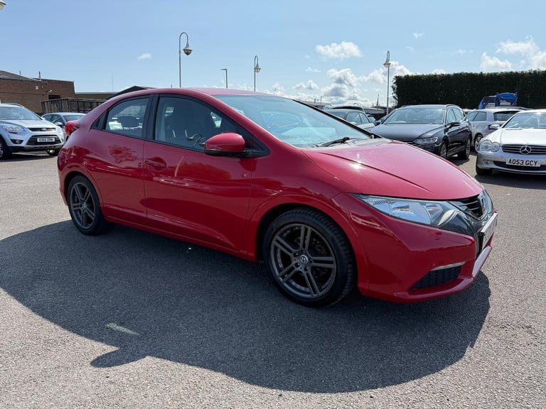 2013 Honda Civic 1.8 i-VTEC Ti 5dr ++ ULEZ / BLUETOOTH / 8 SERVICES / AIR CON HATCHBACK Petrol Ma...