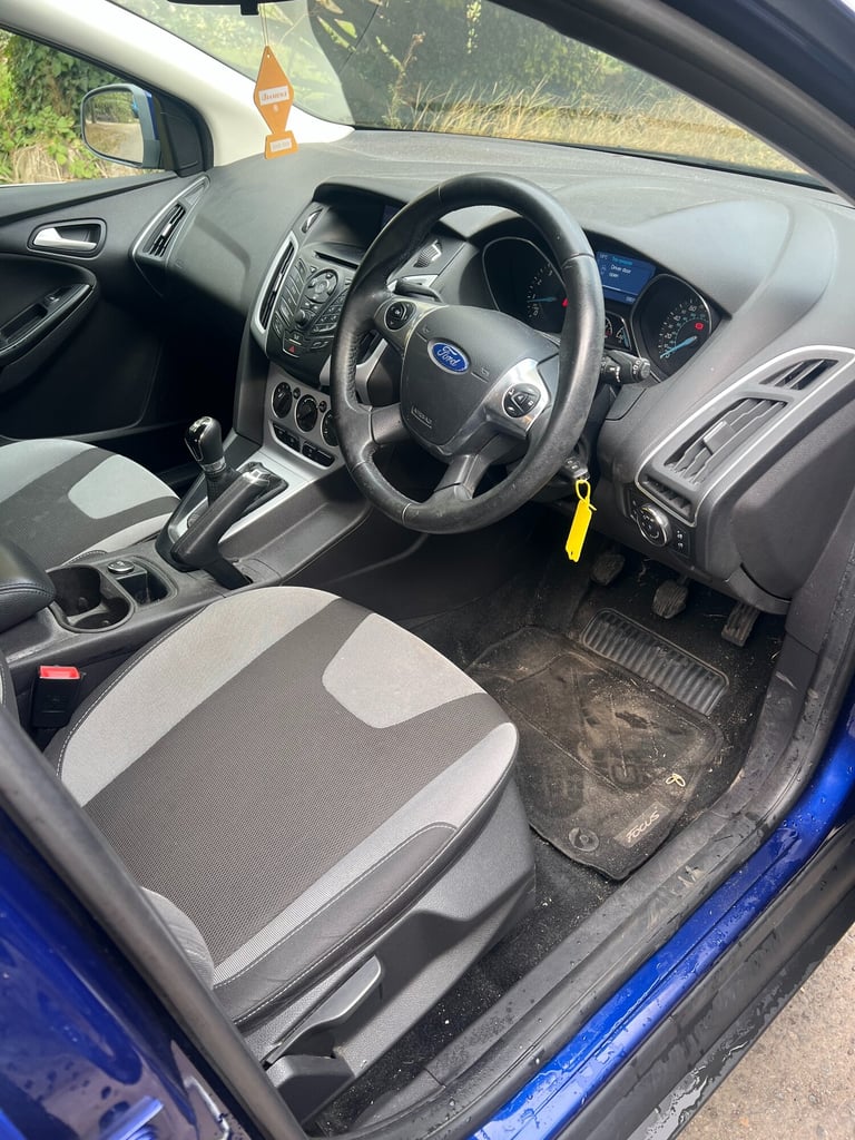 2014 Ford Focus 1.0 EcoBoost Zetec Navigator 5dr HATCHBACK Petrol Manual