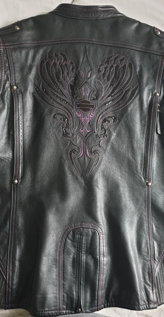 HARLEY DAVIDSON WOMENS LEATHER RIDING JACKET. SIZE XL