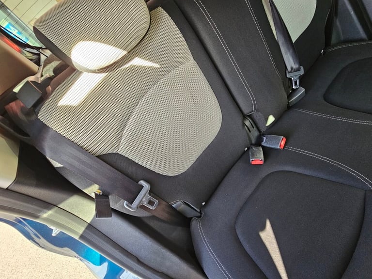 2018 Renault Captur 1.5 dCi ENERGY Iconic SUV 5dr Diesel Manual Euro 6 (s/s) (90 ps) HATCHBACK Di...