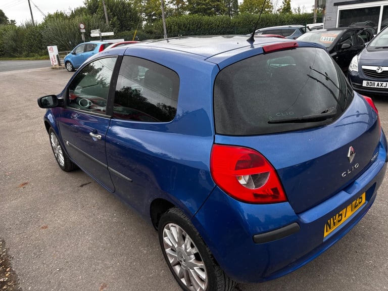 2007 Renault Clio 1.4 16v Dynamique S 3dr HATCHBACK Petrol Manual