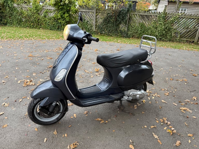 2006 piaggio vespa LX 125 MOT July 2026 no advisories !