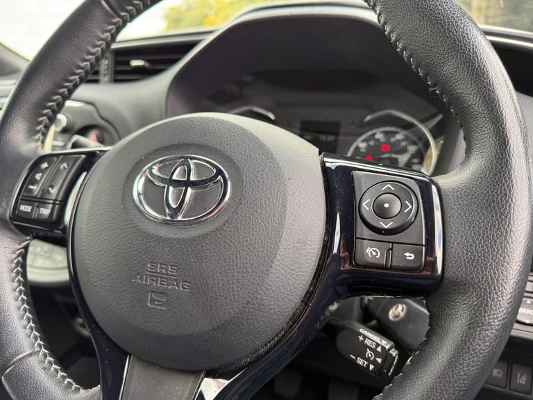 2018 Toyota Yaris VVT-I EXCEL Hatchback Petrol Manual