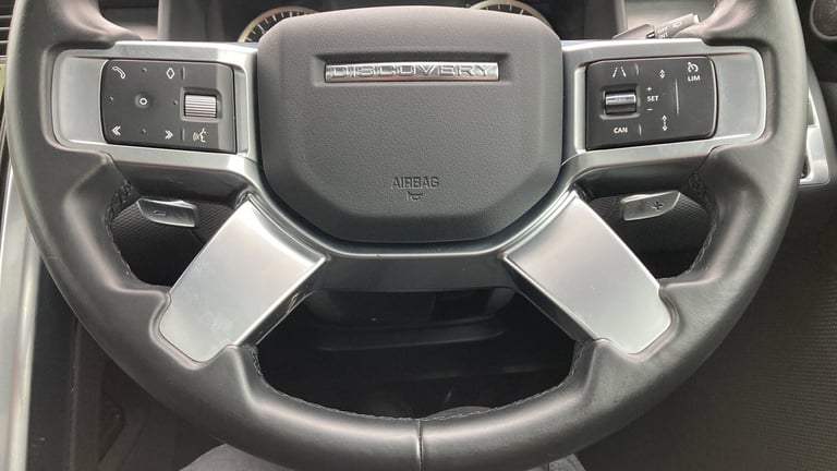2022 Land Rover Discovery 3.0 D300 R-Dynamic SE 5dr Auto Diesel Station Wagon Station Wagon Diese...