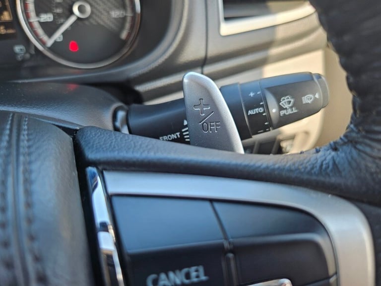 Mitsubishi L200 DI-D CHALLENGER DCB