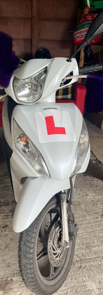 Honda, VISION, 2016, 49 (cc)