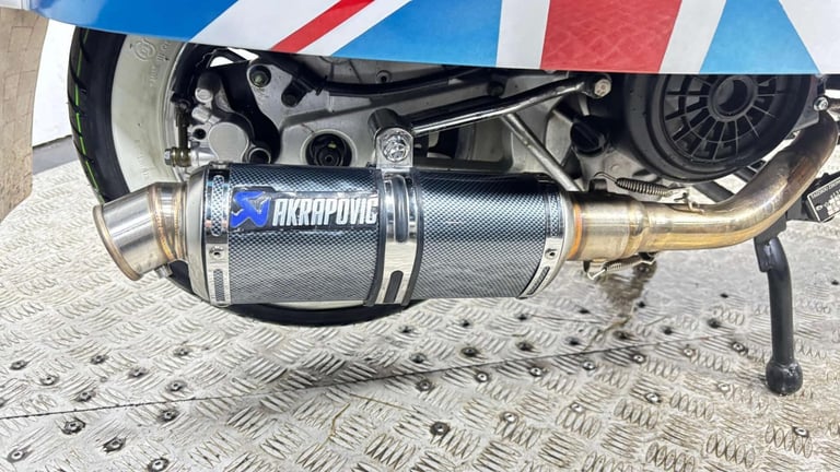 Ajs MODENA 2025 51 MILES CUSTOM SCOOTER 125CC EYE CATCHING BIKE