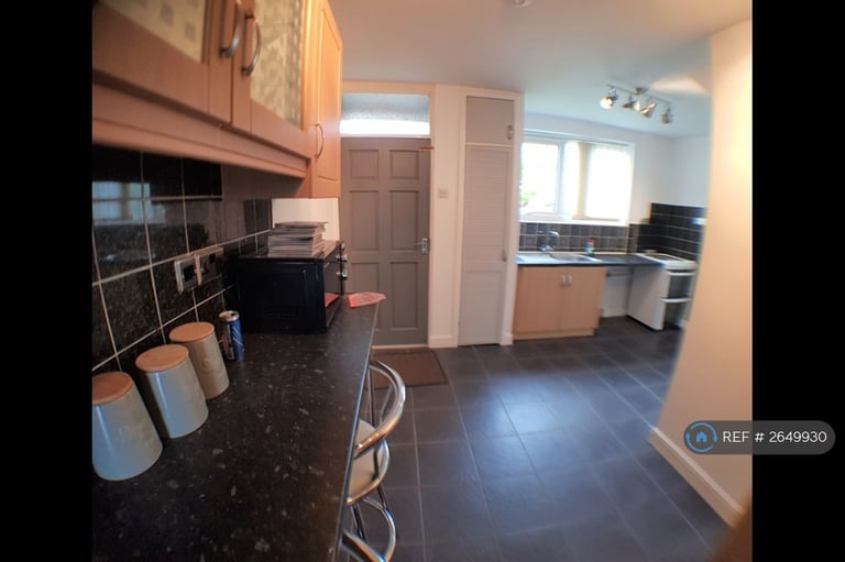 3 bedroom house in Wyre Close, Whitefield, Manchester, M45 (3 bed) (#2649930)