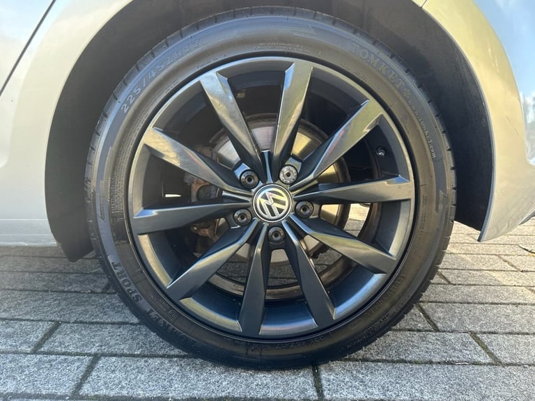 2016 Volkswagen Golf 2.0 TDI BlueMotion Tech GT Hatchback 5dr Diesel Manual Euro 6 (s/s) (150 ps ...