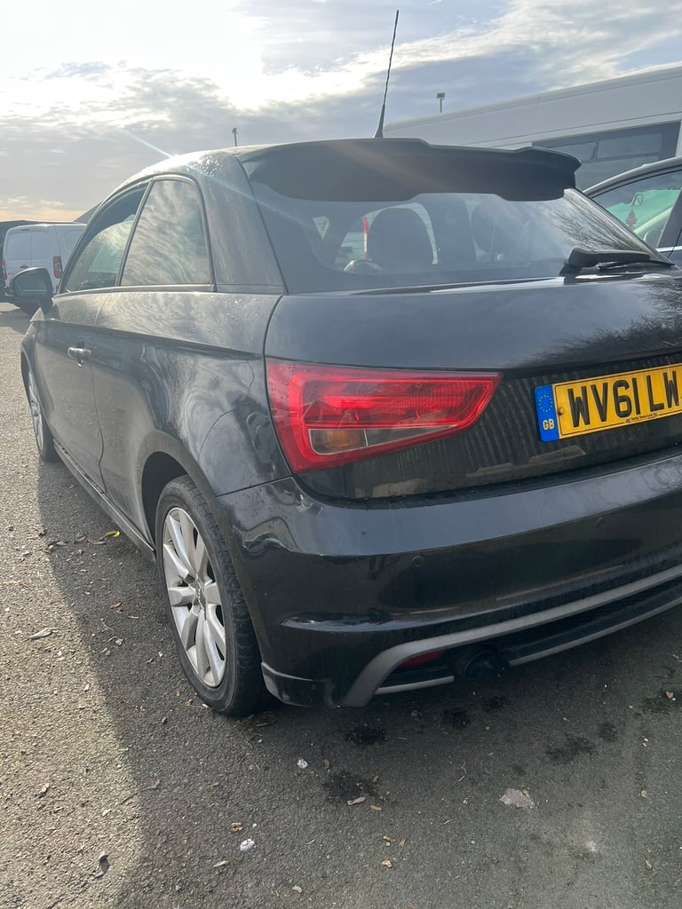 Audi A1 S line Breaking