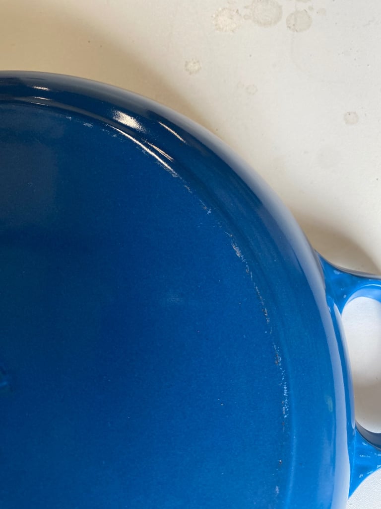 Le Creuset blue 26cm shallow 2.1ltr casserole dish with lid 
